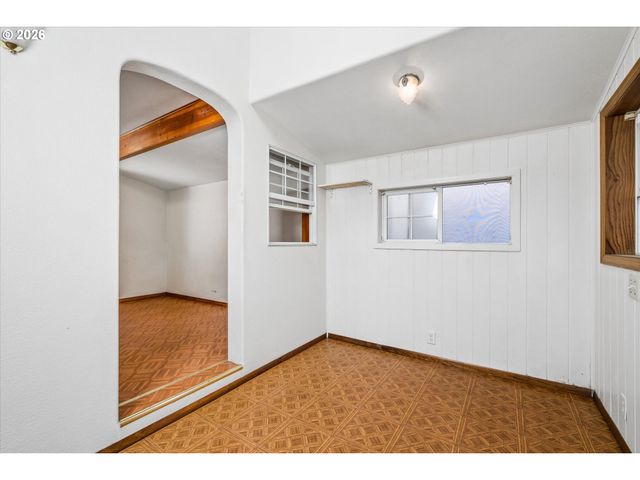 663 VAN BUREN St, Eugene, OR 97402