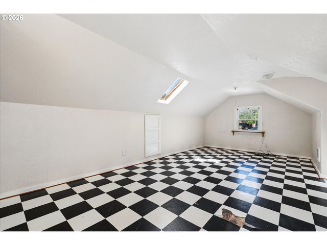 663 VAN BUREN St, Eugene, OR 97402