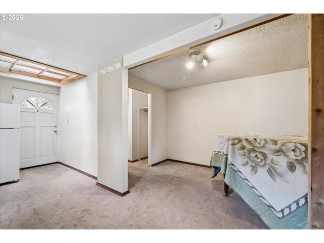 663 VAN BUREN St, Eugene, OR 97402