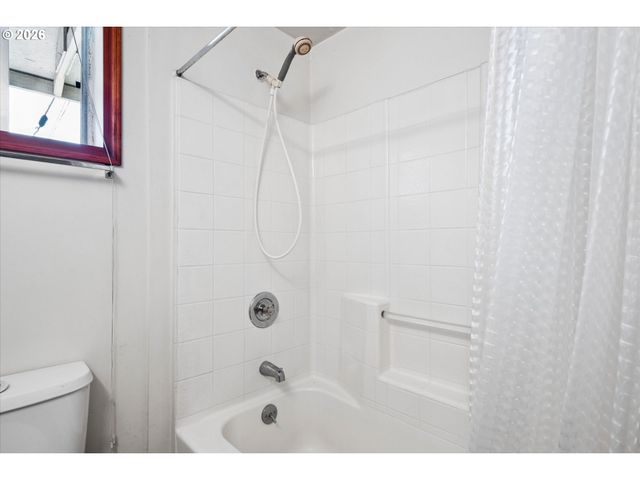 663 VAN BUREN St, Eugene, OR 97402