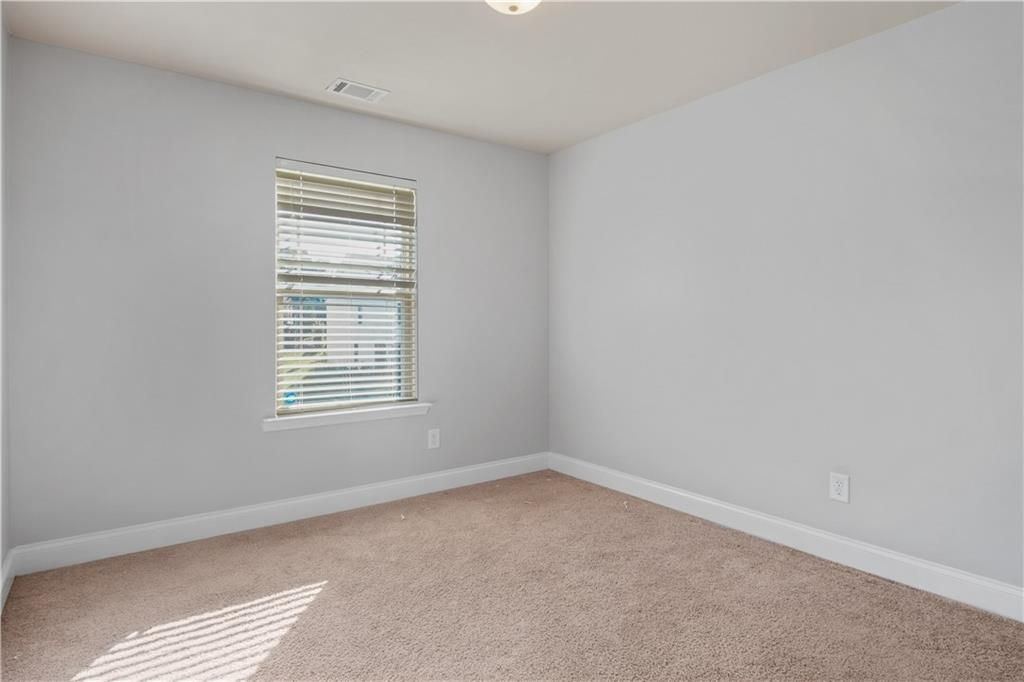 Image 31 of property listing at 3995 Village Estates Court, Cumming, GA 30040