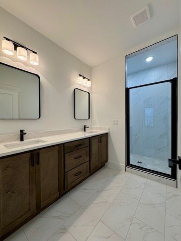 12 Beneraird Lane, Bella Vista, AR 72715