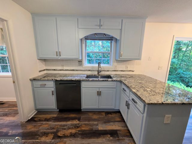 3060 Glen Wallace Drive, Cumming, GA 30040