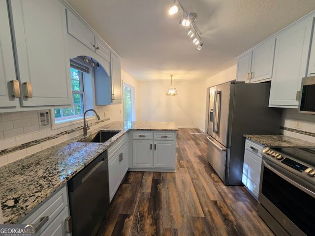 3060 Glen Wallace Drive, Cumming, GA 30040