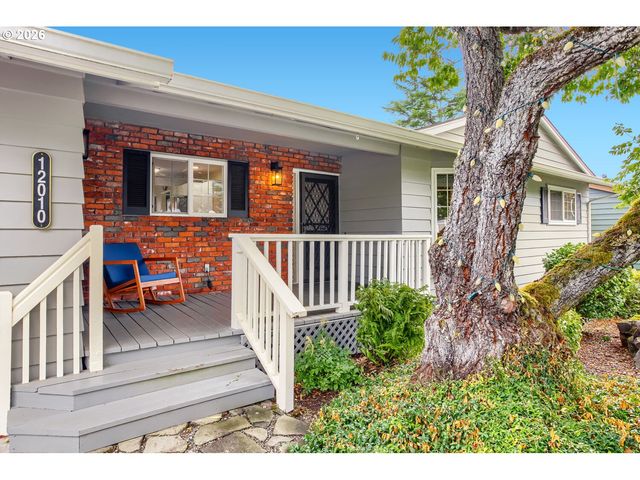 12010 Nw LOVEJOY St, Portland, OR 97229