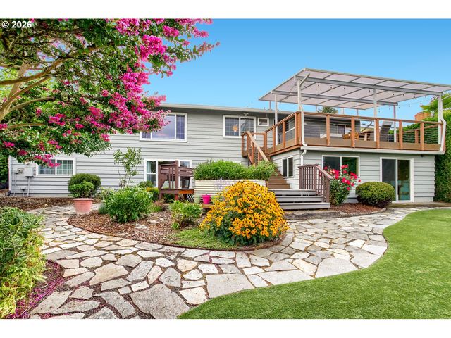 12010 Nw LOVEJOY St, Portland, OR 97229
