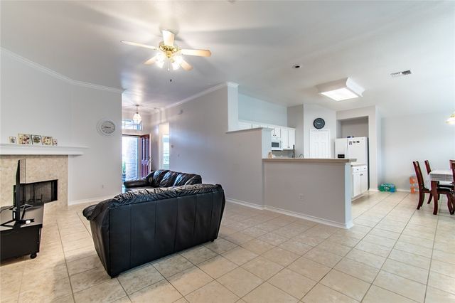 6010 Sutherland Dr, Corpus Christi, TX 78414