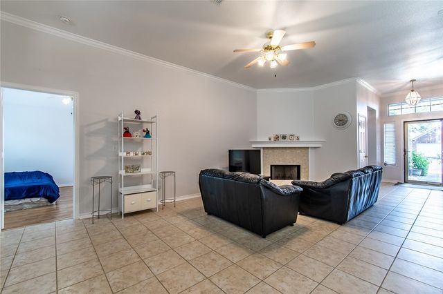 6010 Sutherland Dr, Corpus Christi, TX 78414