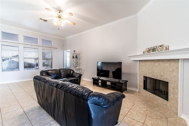 6010 Sutherland Dr, Corpus Christi, TX 78414