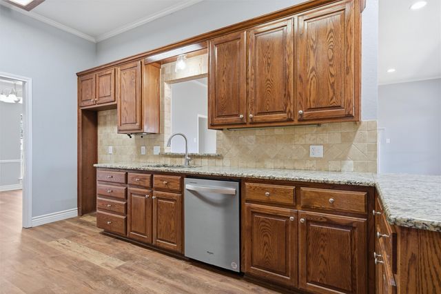 693 Mclaughlin Road, Woodway, TX 76712