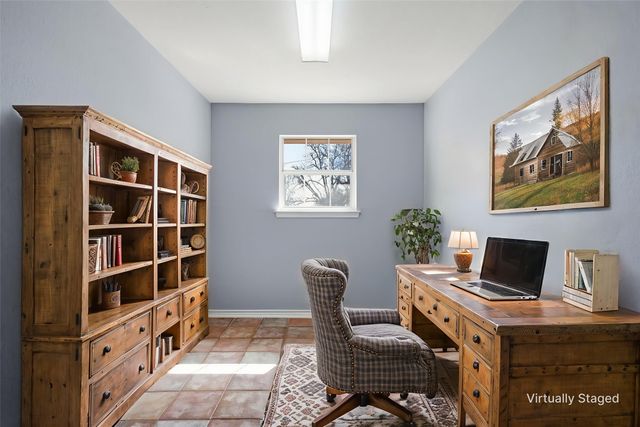 693 Mclaughlin Road, Woodway, TX 76712