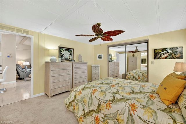 4 Oceans BLVD # 4, Naples, FL 34104