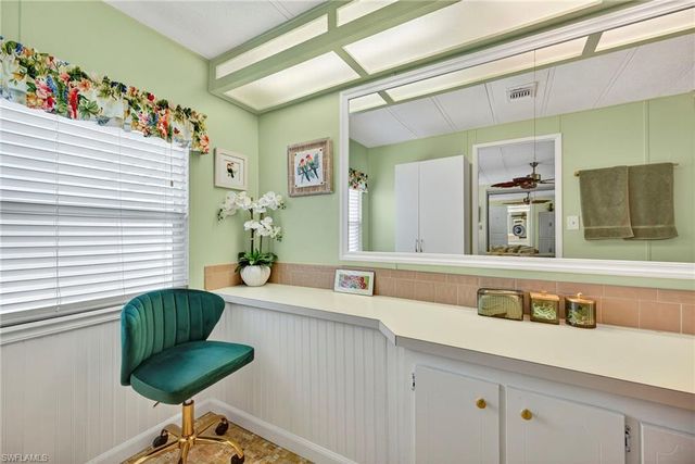 4 Oceans BLVD # 4, Naples, FL 34104