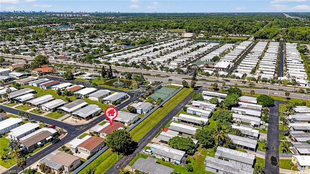 4 Oceans BLVD # 4, Naples, FL 34104