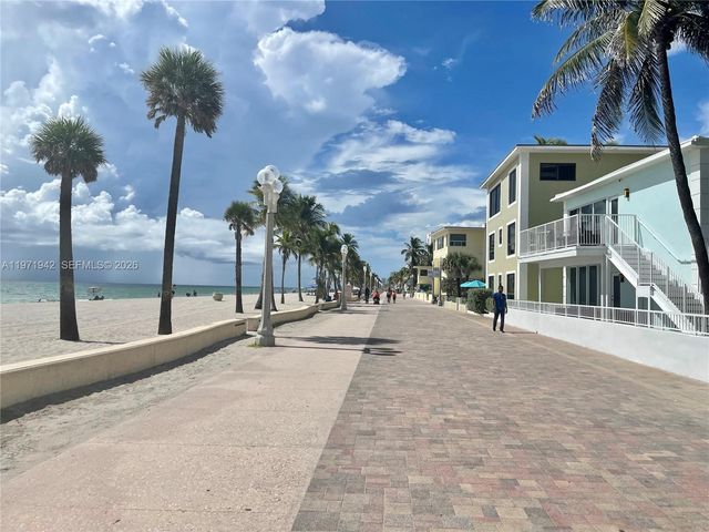 4001 Hillcrest Dr 909 909, Hollywood, FL 33021