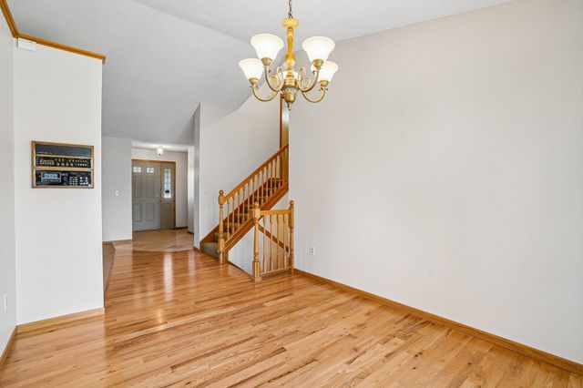7175 Janero Avenue S, Cottage Grove, MN 55016
