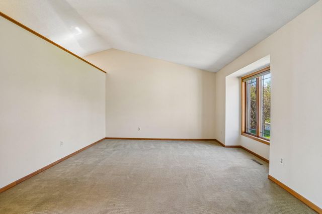7175 Janero Avenue S, Cottage Grove, MN 55016