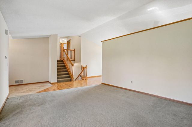 7175 Janero Avenue S, Cottage Grove, MN 55016