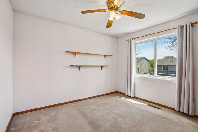 7175 Janero Avenue S, Cottage Grove, MN 55016