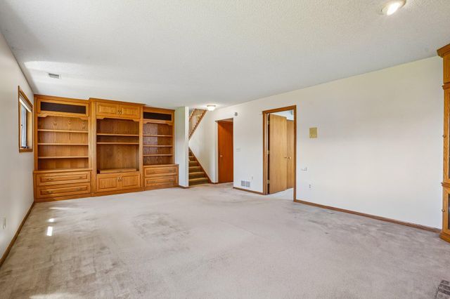 7175 Janero Avenue S, Cottage Grove, MN 55016