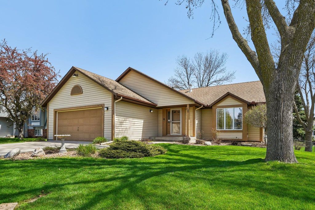 7175 Janero Avenue S, Cottage Grove, MN 55016