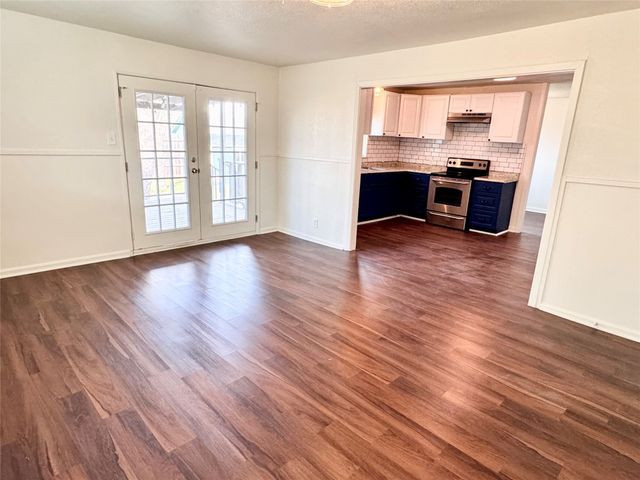 7605 Deaver Drive, North Richland Hills, TX 76180