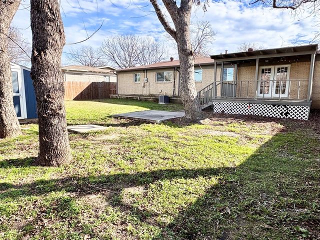 7605 Deaver Drive, North Richland Hills, TX 76180