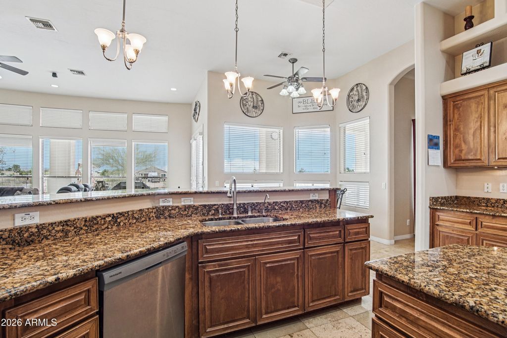 Image 17 of property listing at 34812 W PIMA Street, Tonopah, AZ 85354