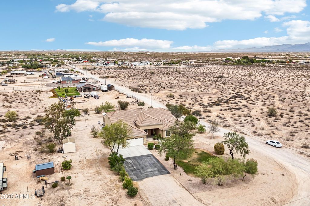Image 42 of property listing at 34812 W PIMA Street, Tonopah, AZ 85354