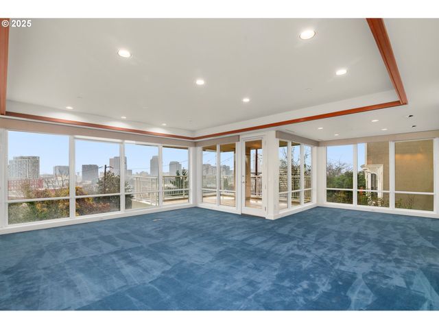 2020 Sw MARKET STREET Dr 101, Portland, OR 97201