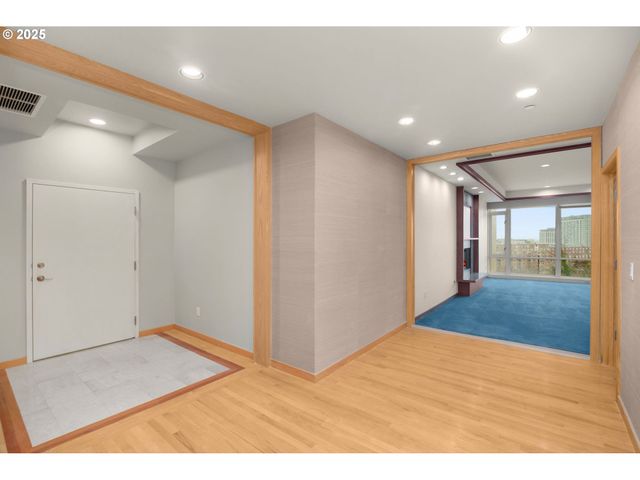 2020 Sw MARKET STREET Dr 101, Portland, OR 97201