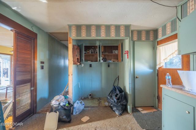 11820 Orion Lane, Neosho, MO 64850