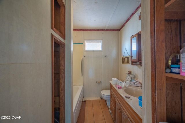 11820 Orion Lane, Neosho, MO 64850