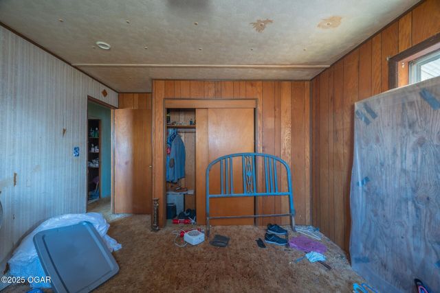 11820 Orion Lane, Neosho, MO 64850