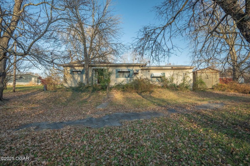 11820 Orion Lane, Neosho, MO 64850