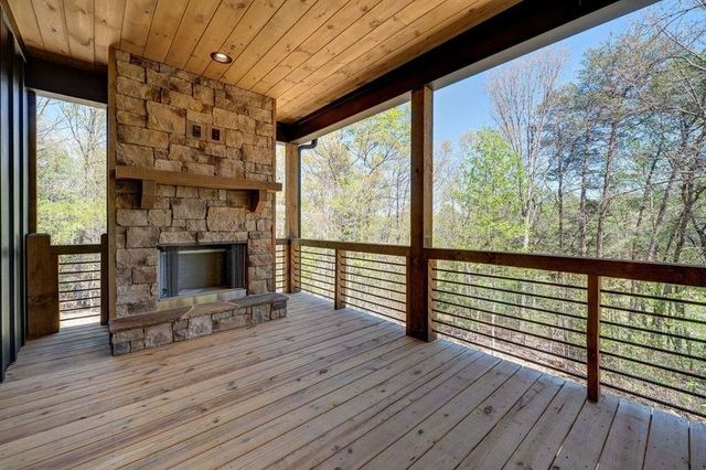 167 Meadow View Court, Ellijay, GA 30536