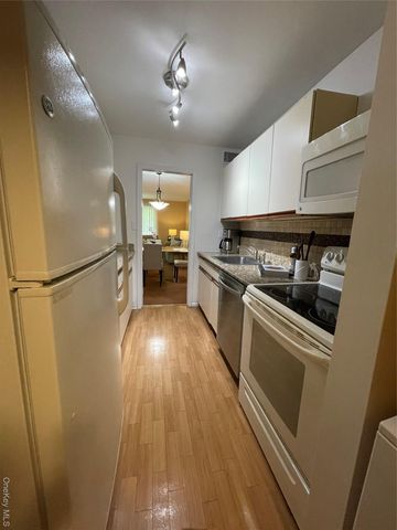 2355 Pershing Boulevard 504, Baldwin, NY 11510