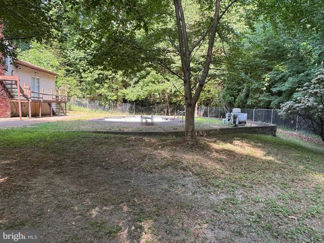 20 LITTLE MILL RD, Lindenwold, NJ 08021