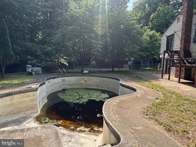 20 LITTLE MILL RD, Lindenwold, NJ 08021