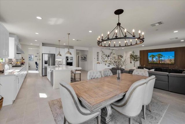 58228 Aragon Way, La Quinta, CA 92253