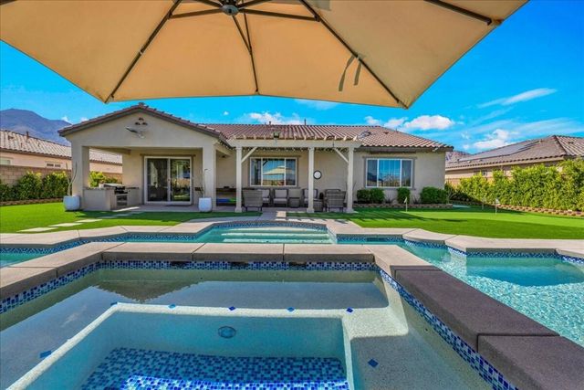 58228 Aragon Way, La Quinta, CA 92253