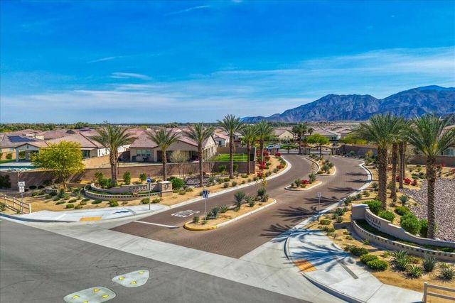 58228 Aragon Way, La Quinta, CA 92253