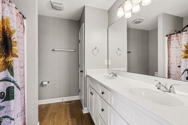 642 W Old Glencoe Road, Burlington, NC 27217