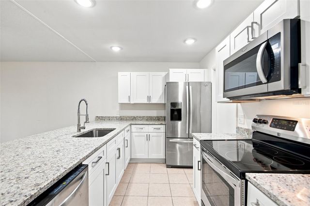 5967 FISH COURT, Orlando, FL 32807