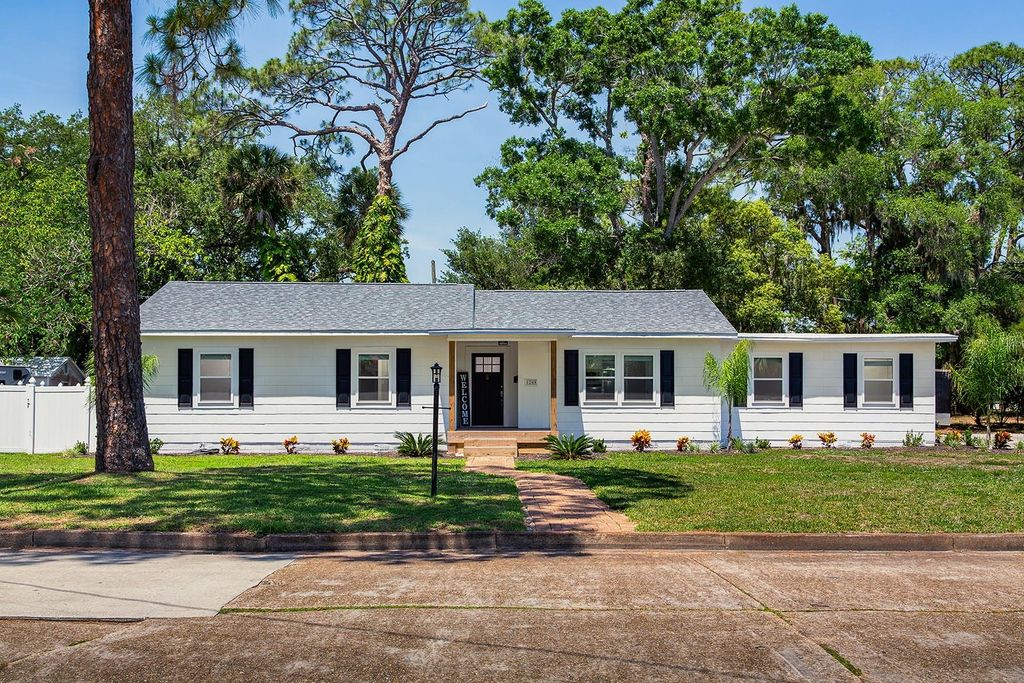 1208 INDIAN RIVER AVENUE, Titusville, FL 32780