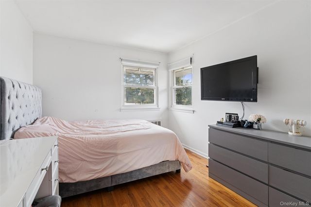 616 Duke Street, Westbury, NY 11590