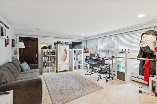 616 Duke Street, Westbury, NY 11590