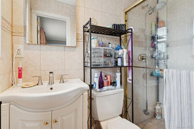 616 Duke Street, Westbury, NY 11590