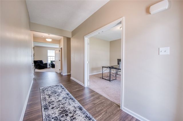 3007 Sir Charles Dr, Cecil, PA 15057