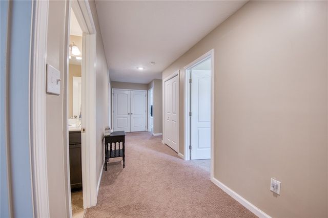 3007 Sir Charles Dr, Cecil, PA 15057
